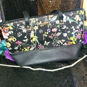 Elim and Paul black leather with flower design Shoulder Purse/bag NWOT